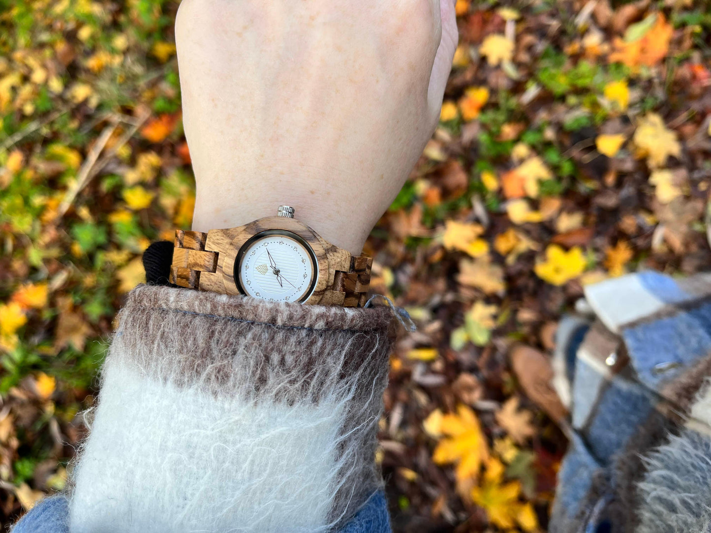 The Pine: Wood Watch for Women
