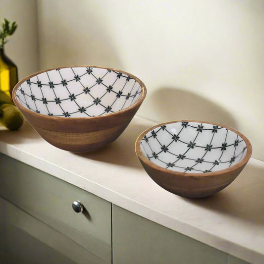 mango wood and floral patterned bowl set
